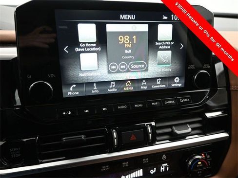 New 2025 Nissan Pathfinder Platinum image 13