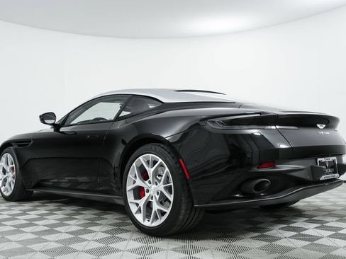 Used 2019 Aston Martin DB11 Coupe RWD image 5
