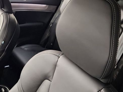 New 2026 Volvo XC90 B6 Ultra w/ Protection Package Premier image 15