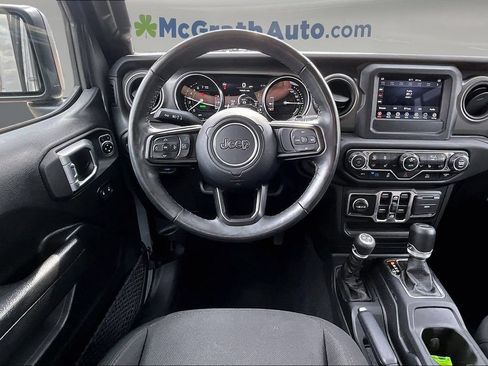 Used 2023 Jeep Wrangler Unlimited w/ Cold Weather Group AWD/4WD image 10