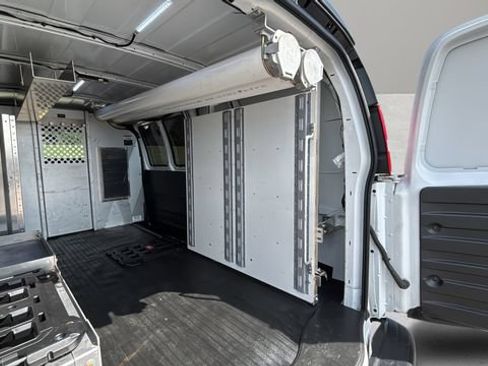 Used 2023 Chevrolet Express 2500 w/ Driver Convenience Package RWD image 38