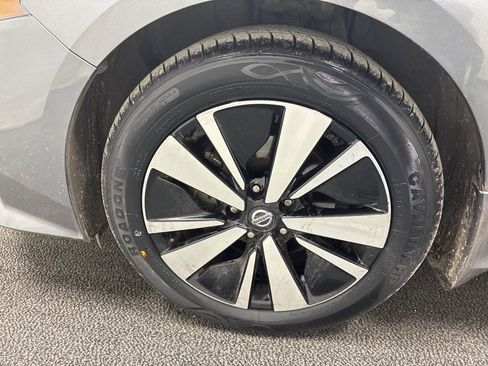 Used 2022 Nissan Altima 2.5 SV image 8