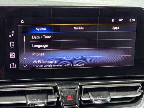 Certified 2025 Chevrolet TrailBlazer ACTIV w/ Driver Confidence Package AWD/4WD image 15