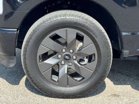 Used 2024 Ford F150 Lightning XLT AWD/4WD image 43