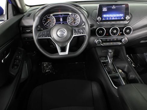 Certified 2022 Nissan Sentra SV image 7