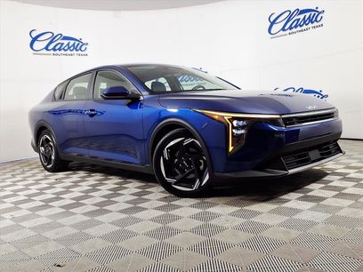 Certified 2025 Kia K4 EX