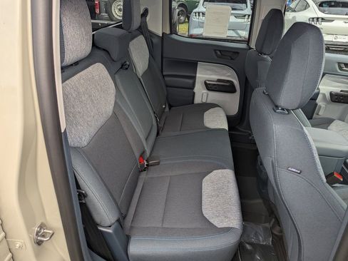 New 2025 Ford Maverick XLT w/ XLT Luxury Package image 32