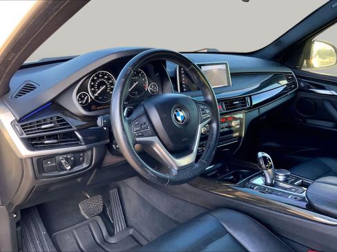 Used 2018 BMW X5 xDrive40e AWD/4WD image 17
