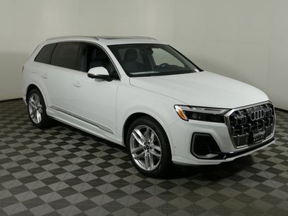 New 2025 Audi Q7 3.0T Premium Plus