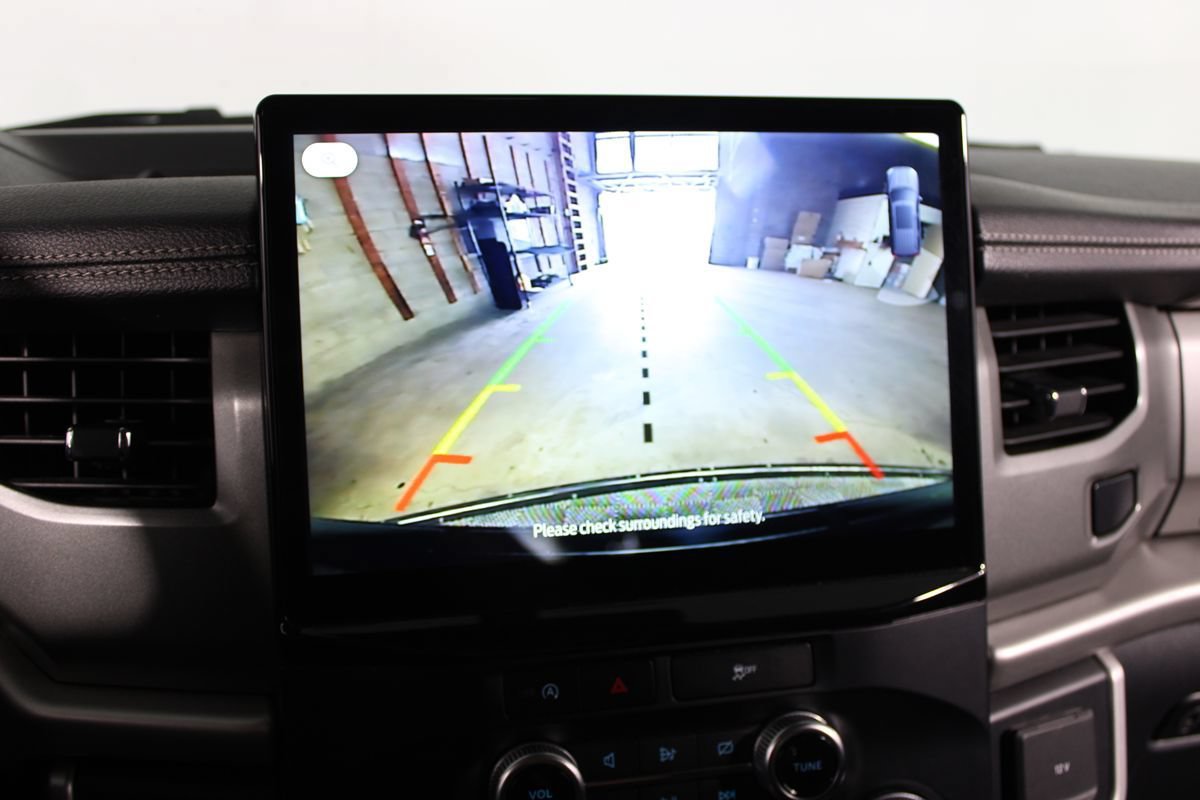 Used 2024 Ford Expedition XLT RWD image 23