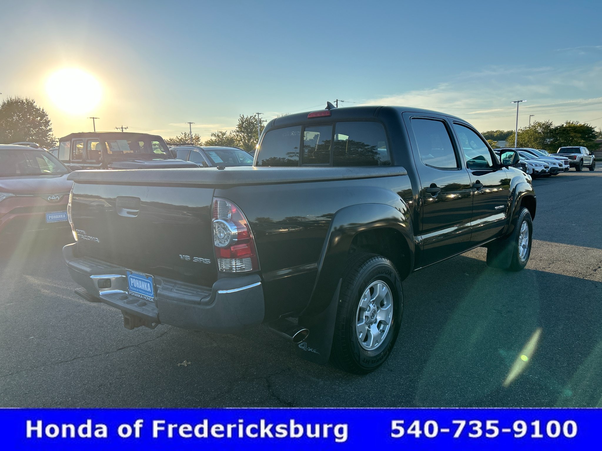 Used 2015 Toyota Tacoma 4x4 Double Cab w/ SR5 Package image 6