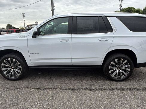 New 2026 Chevrolet Tahoe High Country AWD/4WD image 12