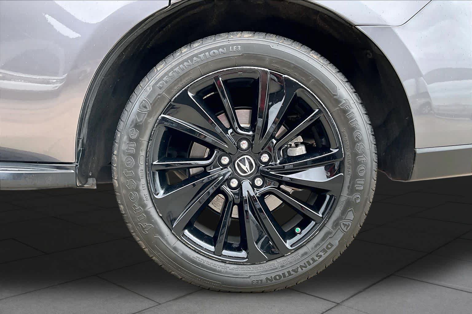 Used 2018 Acura MDX w/ Technology Package AWD/4WD image 10