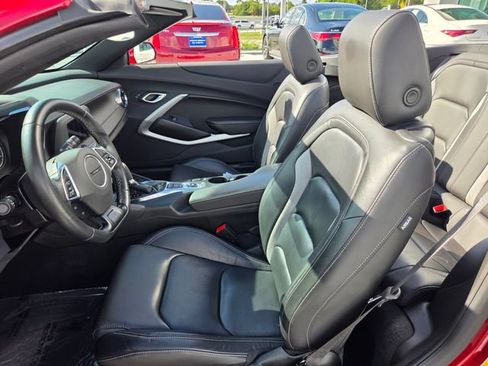 Used 2023 Chevrolet Camaro LT RWD image 18