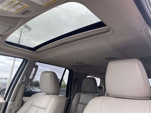 Used 2012 Ford Expedition Limited image 13