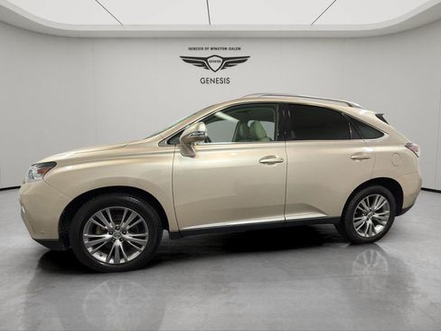 Used 2013 Lexus RX 350 FWD w/ Navigation Pkg image 2