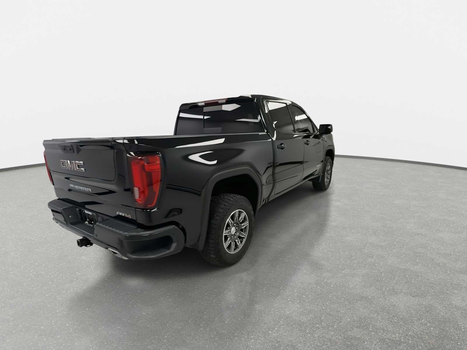 Used 2023 GMC Sierra 1500 AT4 w/ AT4 Premium Package AWD/4WD image 8