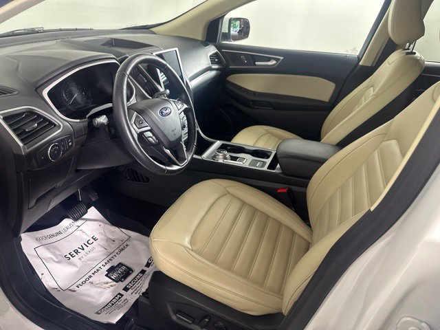Used 2021 Ford Edge SEL w/ Convenience Package AWD/4WD image 16
