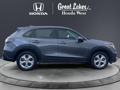 Certified 2025 Honda HR-V LX image 6