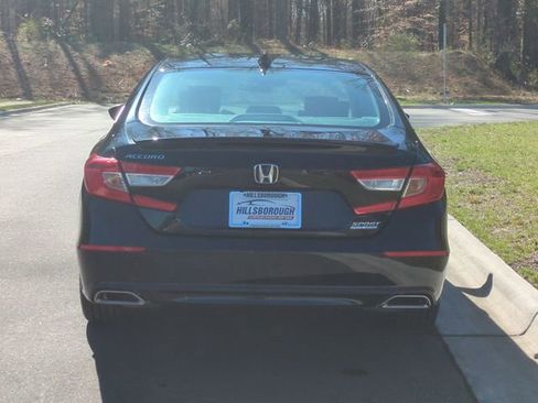 Used 2022 Honda Accord Sport Special Edition image 12