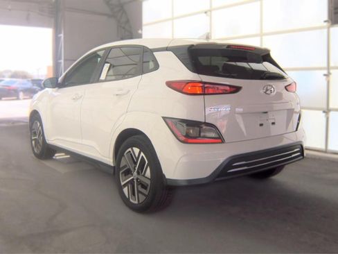 Used 2023 Hyundai Kona SE FWD image 9