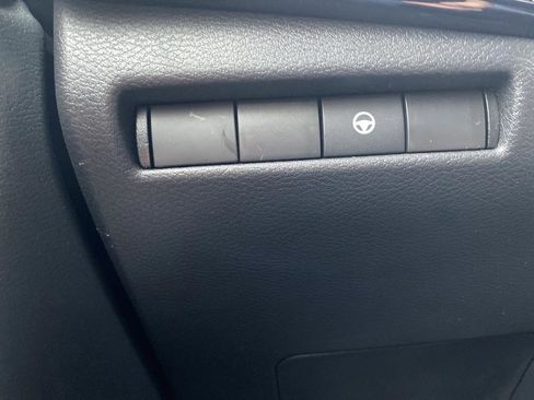 New 2026 Nissan Kicks SR w/ Cold Weather Package image 24