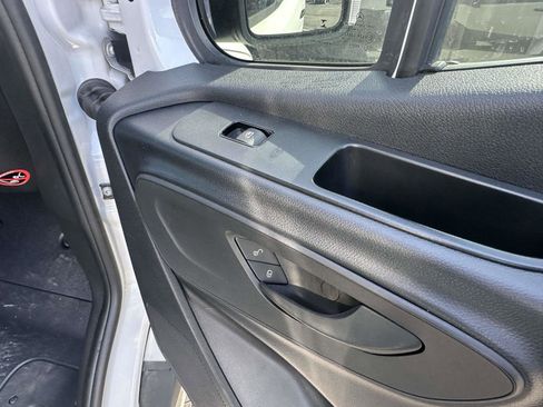 Used 2022 Mercedes-Benz Sprinter 2500 image 16