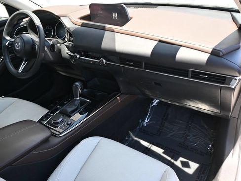 Used 2024 MAZDA CX-30 AWD 2.5 S w/ Premium Package image 10