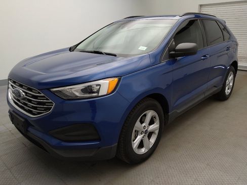 Used 2020 Ford Edge SE FWD image 2