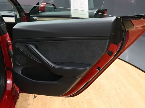 Used 2023 Tesla Model 3 Standard Range RWD image 42