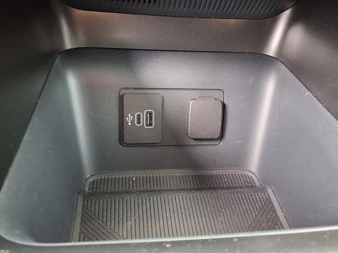 New 2026 Ford Explorer Active image 11