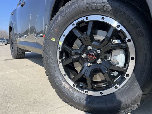 New 2026 Nissan Pathfinder Rock Creek image 8