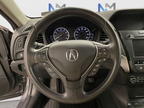 Used 2019 Acura ILX w/ Technology Package image 12