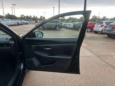 Used 2023 Nissan Sentra S FWD image 20
