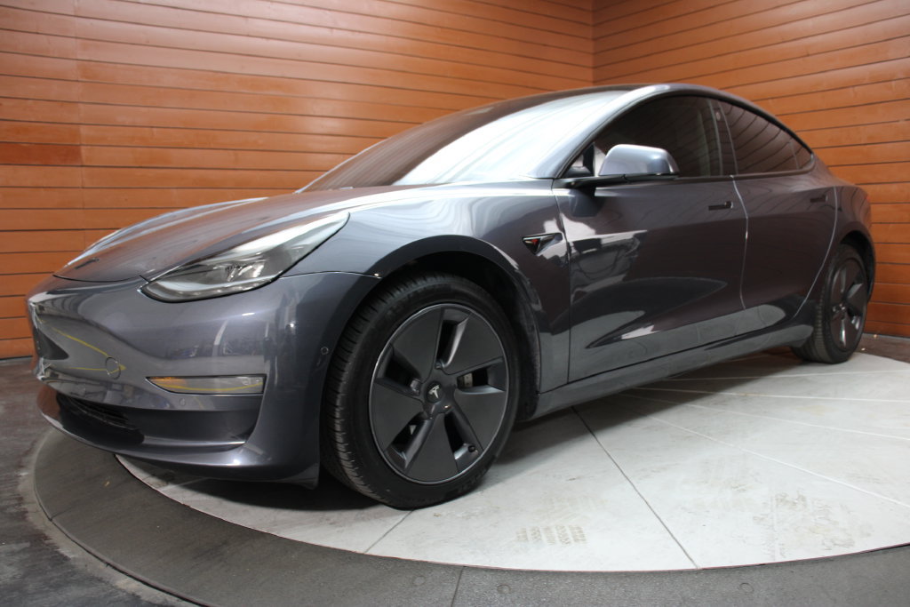 Used 2021 Tesla Model 3 Standard Range Plus RWD image 31