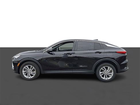 Used 2024 Buick Envista Preferred w/ Convenience II Package image 4