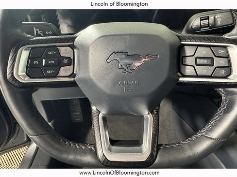Used 2025 Ford Mustang GT RWD image 18
