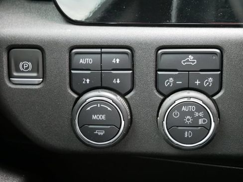 Used 2023 Chevrolet Silverado 1500 RST w/ True North Edition Plus AWD/4WD image 23