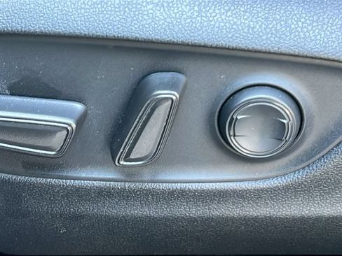 Certified 2025 Toyota RAV4 XLE FWD image 16