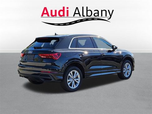 New 2025 Audi Q3 2.0T Premium image 4