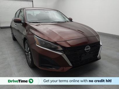Used 2023 Nissan Altima 2.5 SV