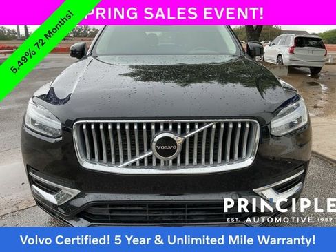 Certified 2024 Volvo XC90 B5 Core AWD/4WD image 3