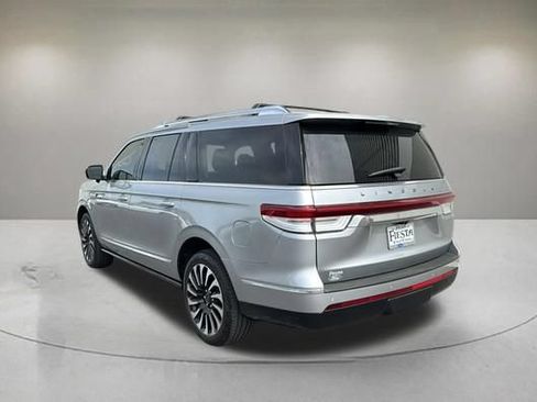Used 2022 Lincoln Navigator L Black Label AWD/4WD image 4