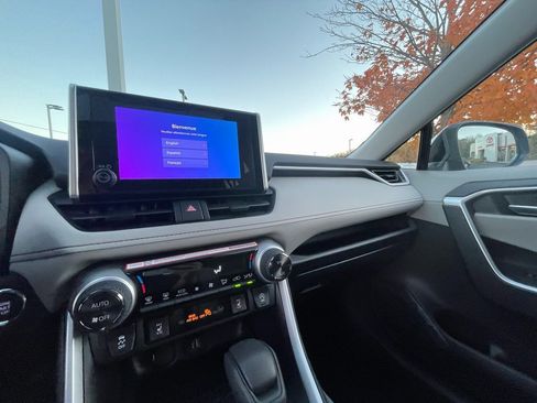 New 2025 Toyota RAV4 XLE image 7