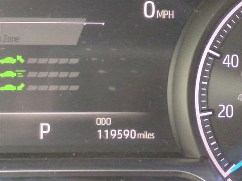 Certified 2021 Toyota Venza XLE w/ Softex Package image 25