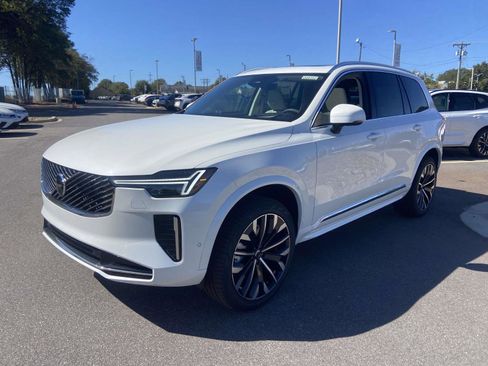 New 2026 Volvo XC90 B6 Ultra w/ Protection Package AWD/4WD image 3