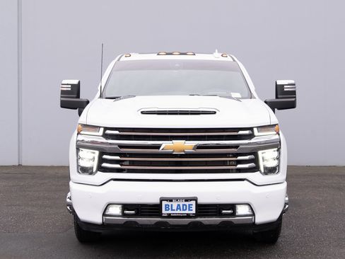 Used 2023 Chevrolet Silverado 3500 High Country image 23