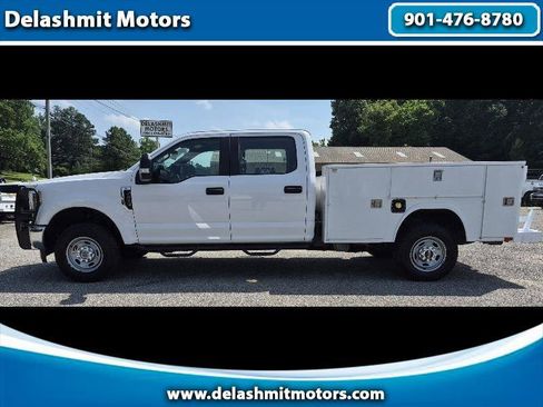 Used 2018 Ford F250 XL w/ Power Equipment Group AWD/4WD image 1