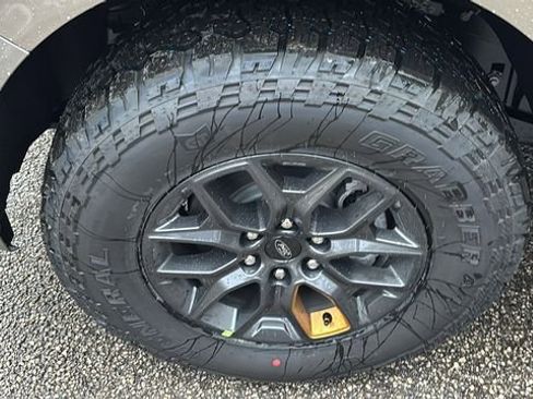 New 2026 Ford Expedition Tremor image 35