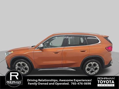 Used 2023 BMW X1 xDrive28i w/ Premium Package AWD/4WD image 3